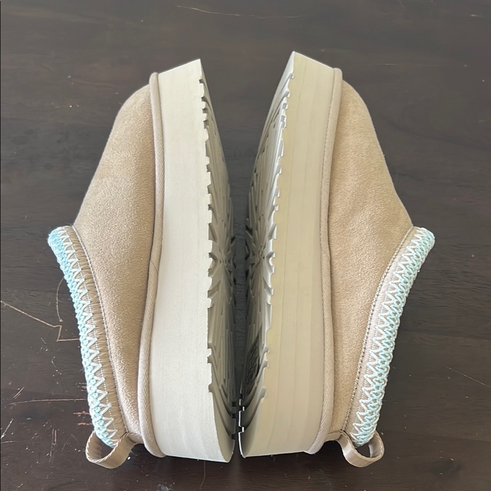 *SOLD* UGG Tazz wool-blend fleece-lined embroidered suede platform NO BOX - Picture 15 of 15